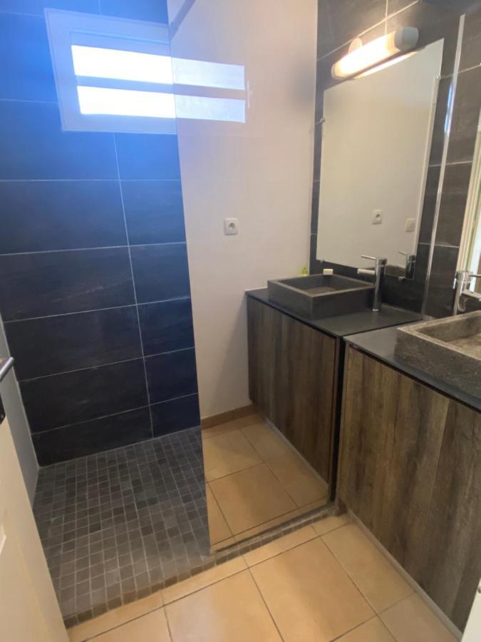 Appartement F2 Avec Piscine 상트-앙드레 외부 사진